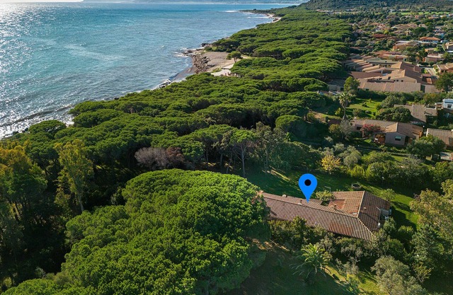 CASA MARIA: holiday home near the sea