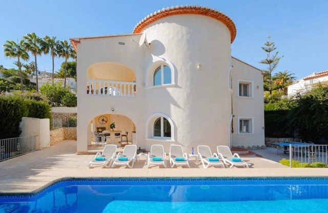 Mariposa Blanca - Luxury Family Villa in Benissa