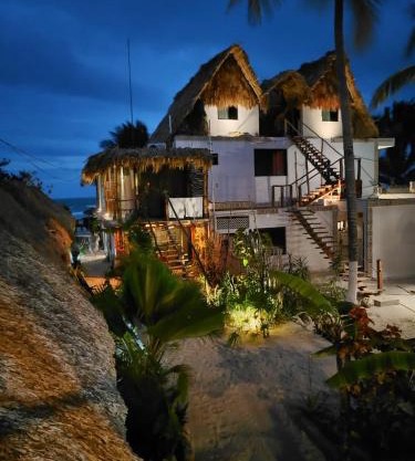 Casa Mate BeachFront HOUSES El Cuyo
