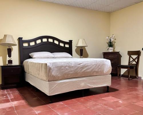 Casa Maura