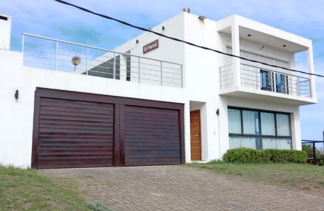 CASA MODERNA LUMINOSA EL PORTAL