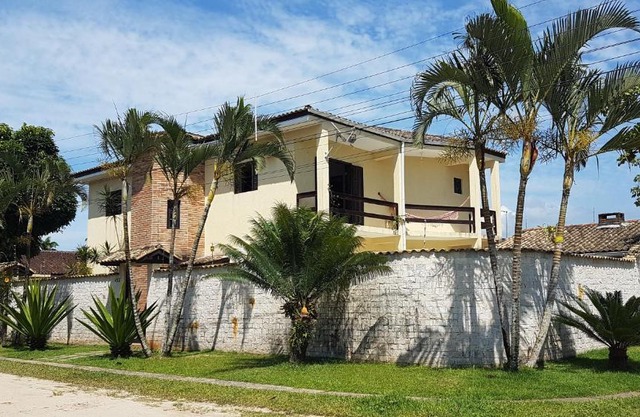 Casa na praia do Indaia piscina, bilhar, 5 quartos e vista