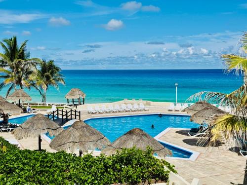 CASA NAMI- Cancún Beachside Suites