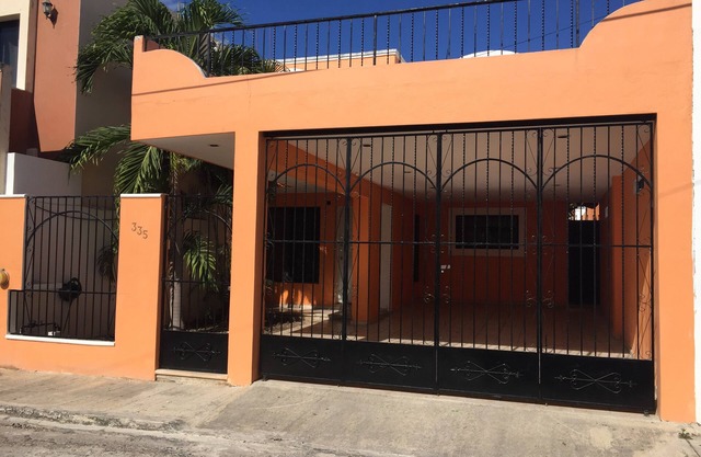Casa Nidia comoda cerca de altabrisa wifi a/c dish