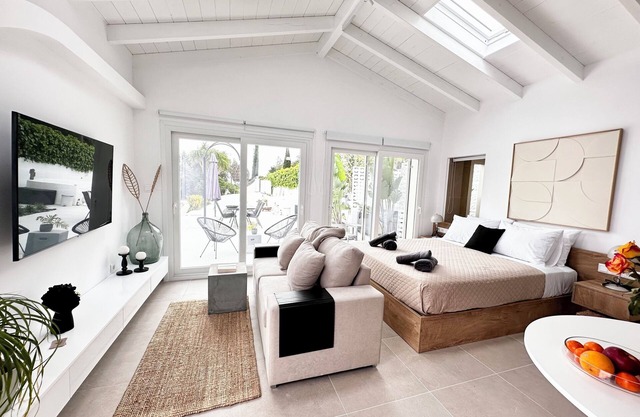 Casa Noi - One bedroom villa with Jacuzzi and Pool