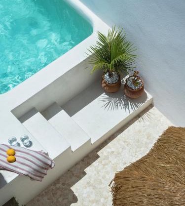 Casa nueva con piscina privada y solárium