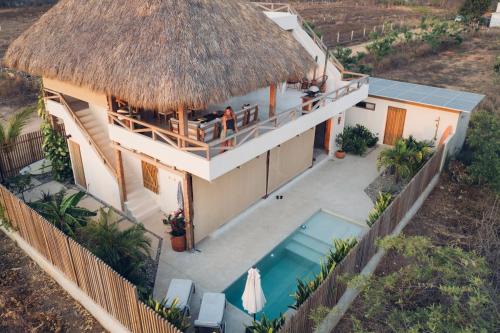 Casa Nuez- Villa with AC, Pool and Magical Sunset Views