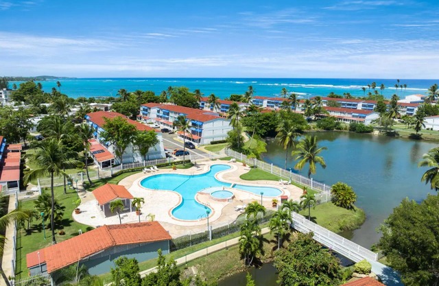 Casa Oasis - Villa de Playa Recien Renovada, Villa by the Beach – 3 Bedroom, 2.5 bath