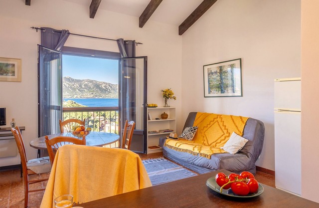 Casa Olivia apartment sea view in Saint-Florent