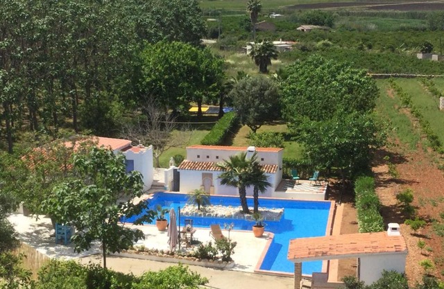 Casa on large property with private Pool