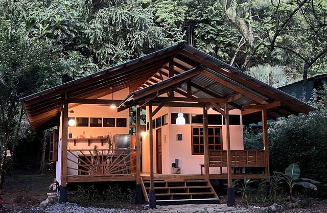 Casa Palmas-Brand New Home in Punta Banco