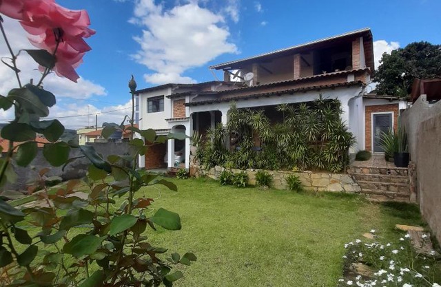 Casa para Aluguel de Temporada - Carrancas MG