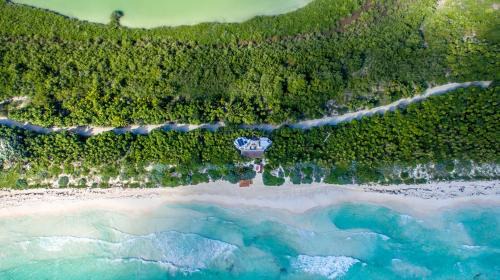 Casa pelícanos TULUM beach MX - Next to Hotel zone