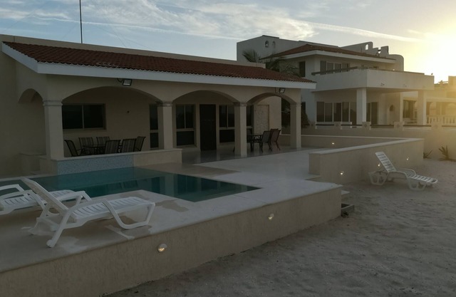 CASA PLAYA FRENTE AL MAR, ENTRADA RAM CHIXCHULUB PUERTO