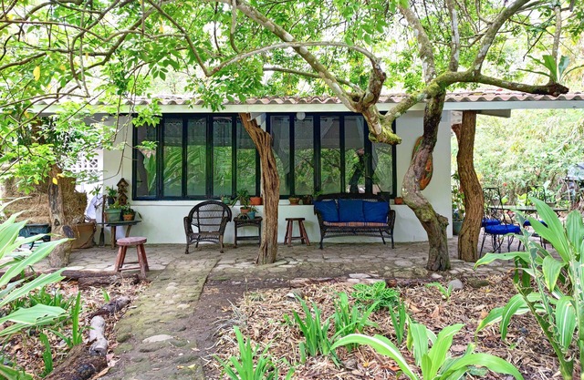 Casa Privada + Piscina con Agua Termal + Wifi + Jardines