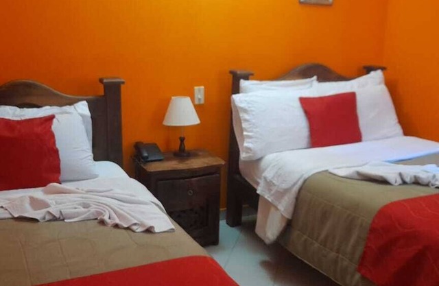 casa quinta hotel la candelaria sas