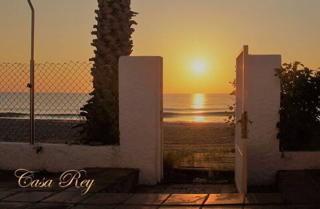 Casa Rey - Villa facing the sea