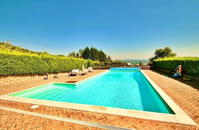 Casa Riozzo. TENIS PRIVADO, PISCINA PRIVADA, cocinas exteriores / interiores, wifi gratuito