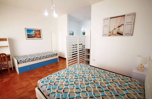 Casa Riva Levante, beachfront a stone's throw from the center in Gallipoli in Salento