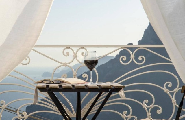 Casa Romelide, villa con impresionantes vistas de la costa de Amalfi