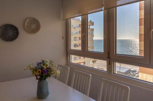 Casa Ros-PLAYA free parking by Cadiz4Rentals