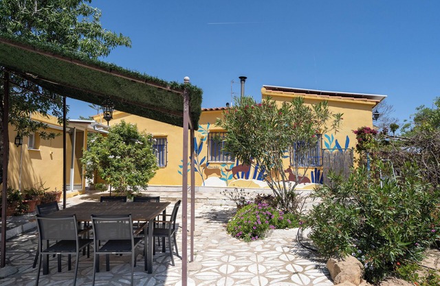 Casa Rosa: your paradise near Valencia!