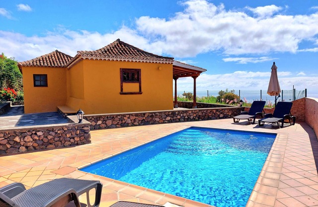 Casa Rural Lina, piscina privada, cerca de rutas del norte de la isla