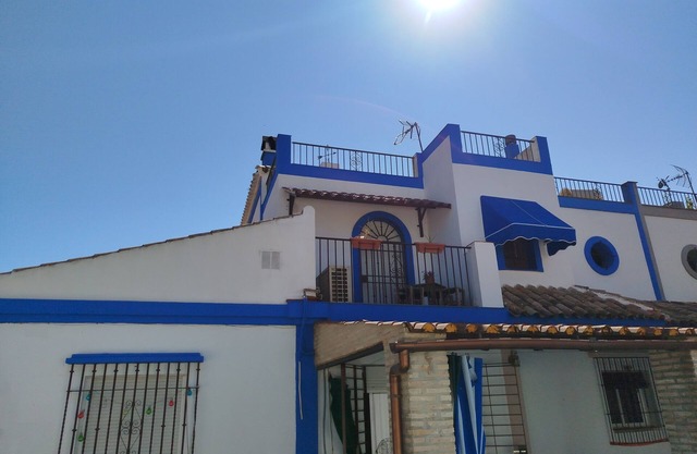 🏡Casa Rural Villa Montecarmelo: De Lujo con Piscina, Jacuzzi y Encanto para 10