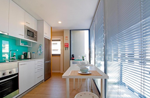 Casa São Vicente - Apartment Near City Centre with Private Parking
