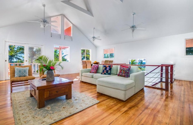 Casa Santiago , Hermosa villa frente al mar
