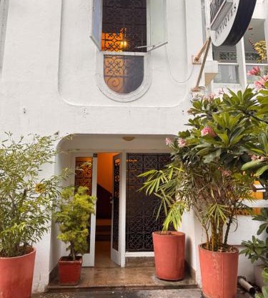 Casa Siesta pondy