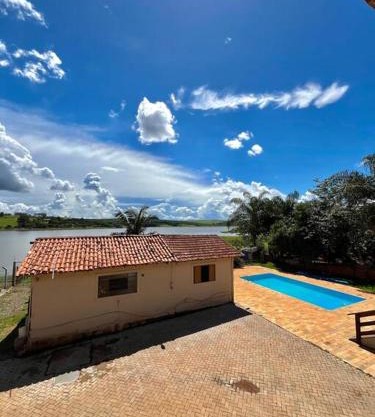 Casa simples, mas o lugar é maravilhoso! Para até 10 pessoas