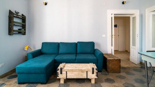 Casa Sinatra by Rentbeat