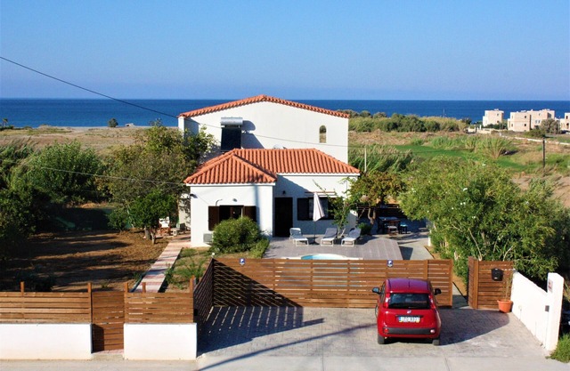 Casa Skouteli con piscina privada