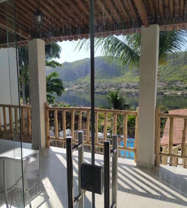 Casa Temporada Waldemar Damasceno - Beira Rio com piscina