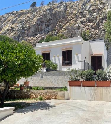 Casa Totino Mondello