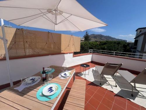 Casa TreMar - Flat with roof top in Mondello