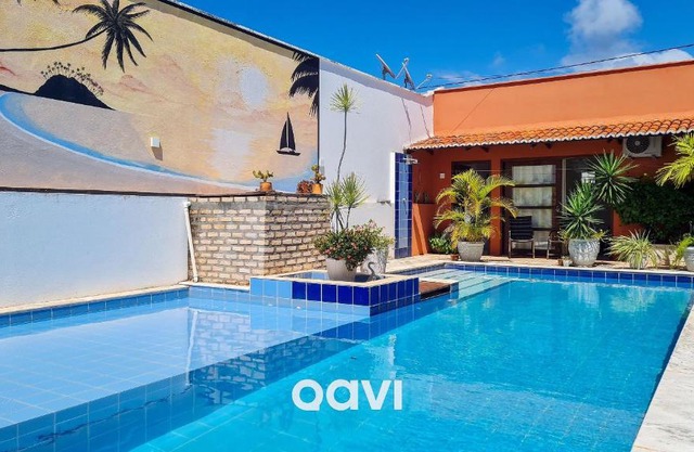 Casa Tropical Com Piscina por Quarto à Vista