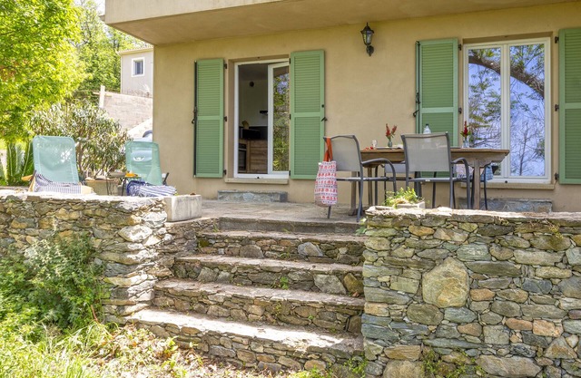 Casa U Castagnettu 2, renovated apartment in the vineyards of Patrimonio