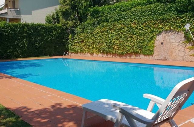 Casa Vacanza Marciaga, estamos justo encima de Garda, entre tranquilidad, naturaleza y panoramas.