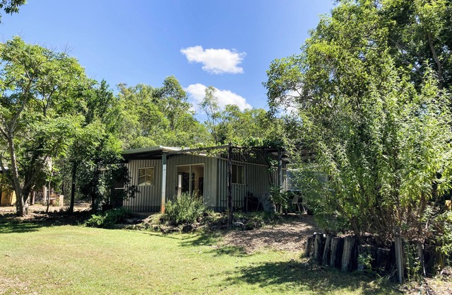 Casa Verde | Off-grid hideaway Agnes Water & 1770