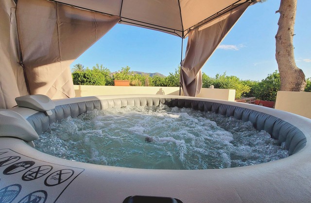 Casa Verna tú escapada ideal en familia o grupo; Actividades, Jacuzzi y Barbacoa