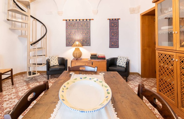 BR-C741-SOLE40BT - La Casa di Pina 2 by TYPNEY