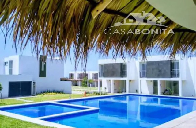 “CASA BONITA” fte alberca, Aire acondicionado WIFI