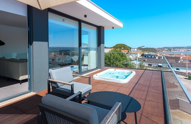 Casas da Baia - Luxury Villa with jacuzzi - SCH 052