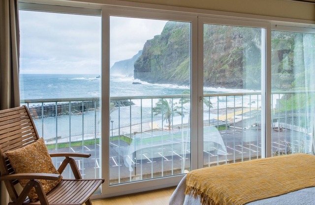 CASAS MARE 2 ¡Casa de vacaciones con una vista impresionante de la costa norte de Madeira!