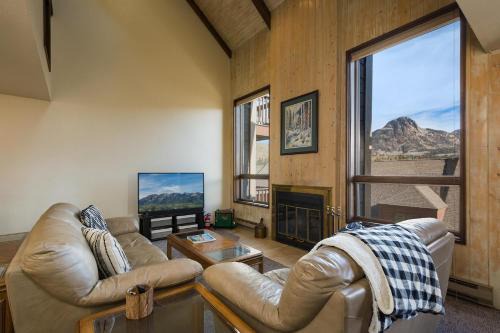 Cascade Village 50