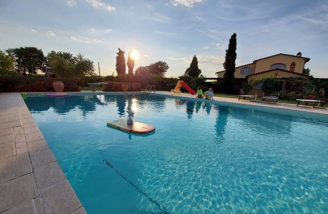 Cascina Girallargo-Luxury Holiday House-private pool 7x14 in the heart of Tuscan