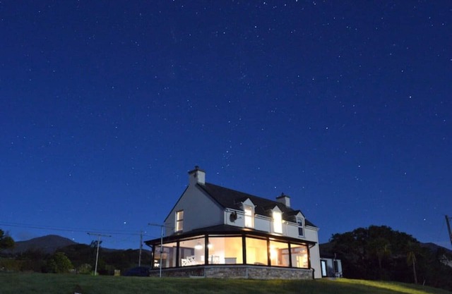 Casey House Stunning Views and Location