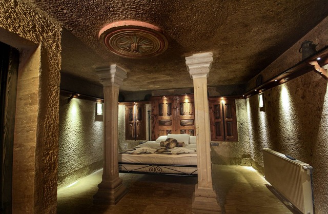 Casia Cave Suites